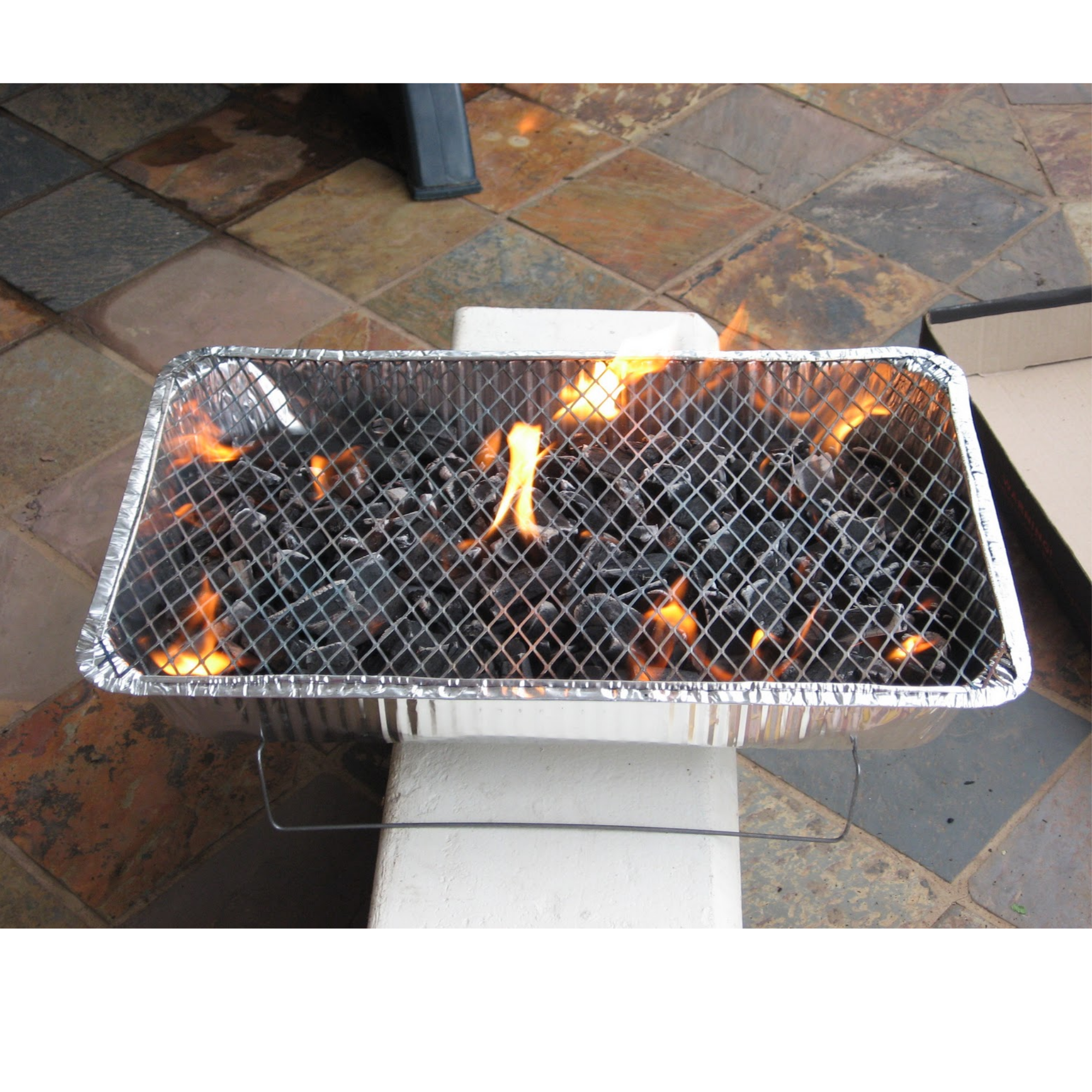 Ignite Disposable Braai – Charcoal BBQ Grill for Outdoor, Camping & Picnics (490 × 290 mm)